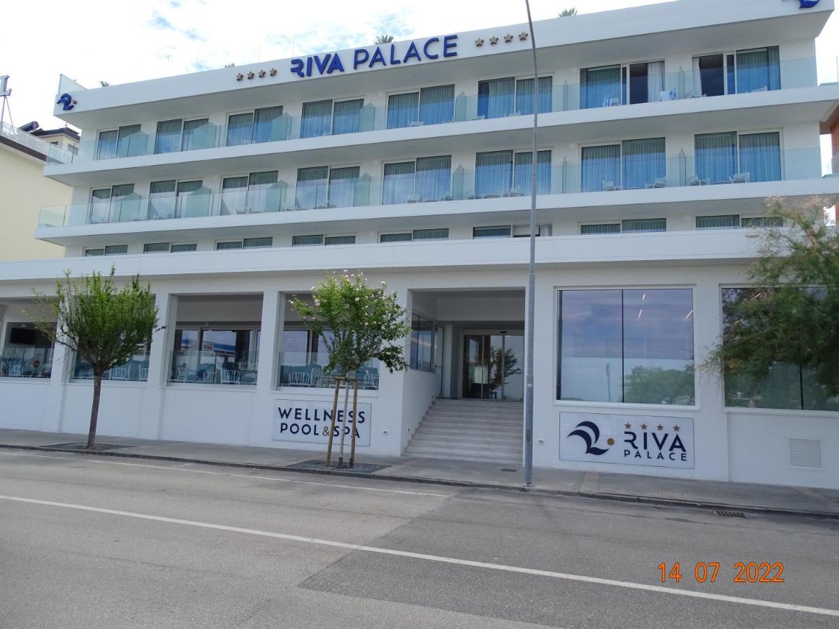 Riva Palace Hotel Grado Bagian luar foto